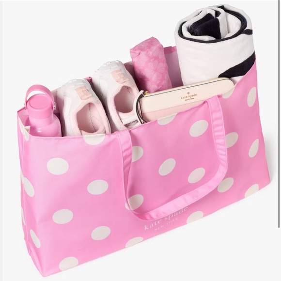Kate Spade ♠️ Large Tote in pink polka dot new with tags - Picture 1 of 2